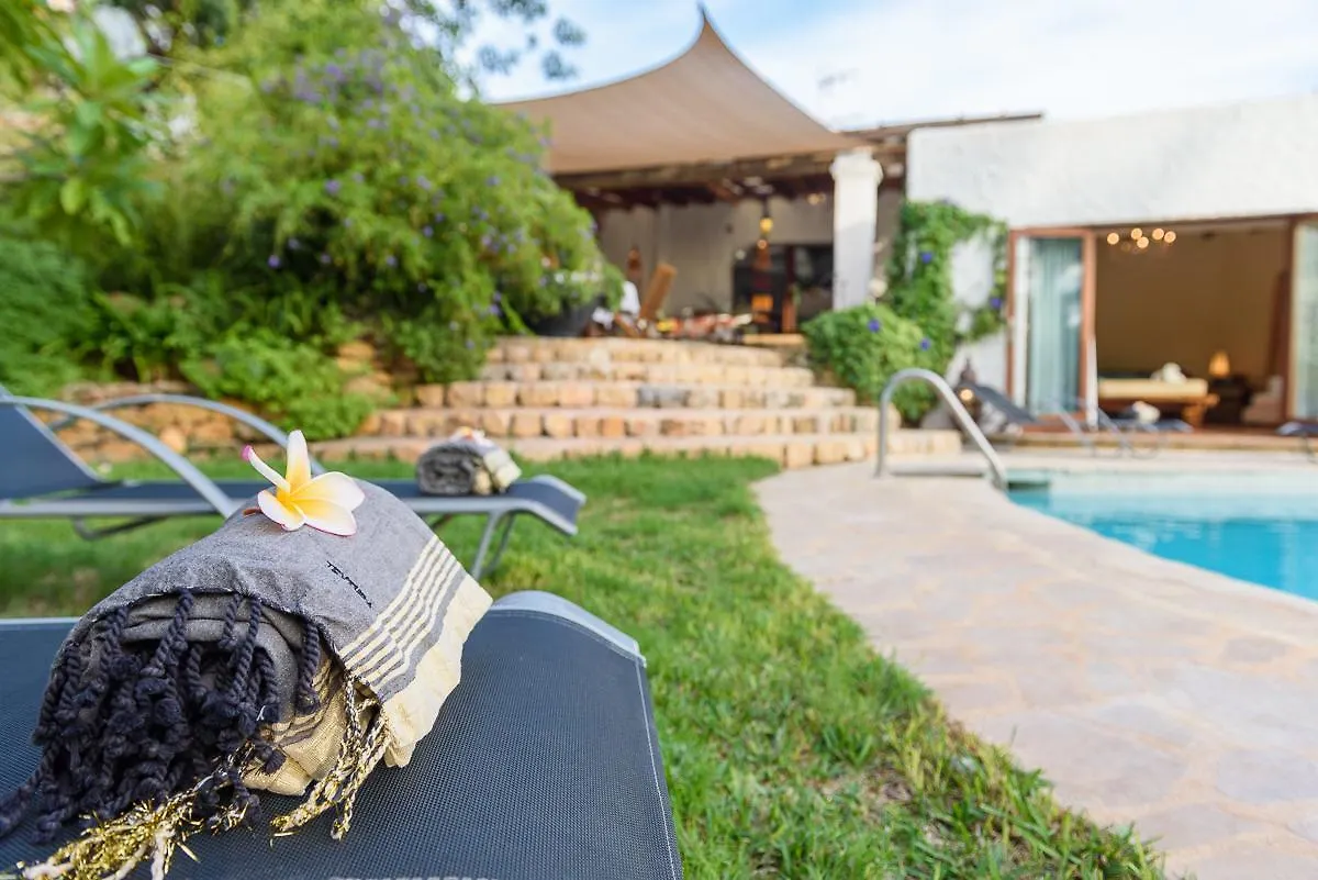 Villa Sun Door - Amazing 6 Bedroom With Private Pool Sant Carles de Peralta Spain